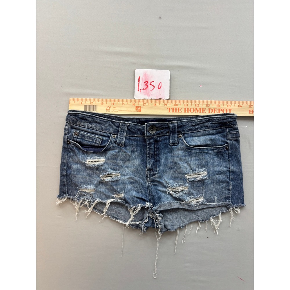 Refuge Womens Distressed Denim Shorts Size 9L Medium Wash Frayed Cut Offs P1975D